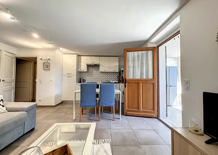 Chez Elodie Апартаменты Антиб